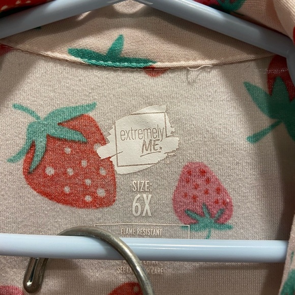 Girls Strawberry Button-Front Short Sleeve Top  and Shorts PJ Pink/Red - Picture 4 of 7